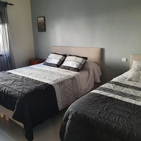 Apartment De 90 M2 En 1ere Ligne Face A L'ocean *