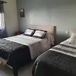 Apartment De 90 M2 En 1ere Ligne Face A L'ocean *