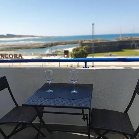 De 90 M2 En 1ere Ligne Face A L'ocean * Vila Praia de Âncora